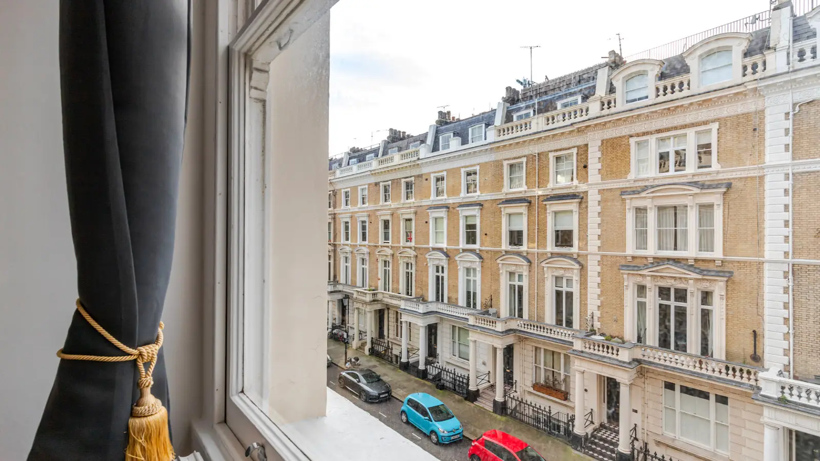 Flat Ossington Street in City of Westminster
