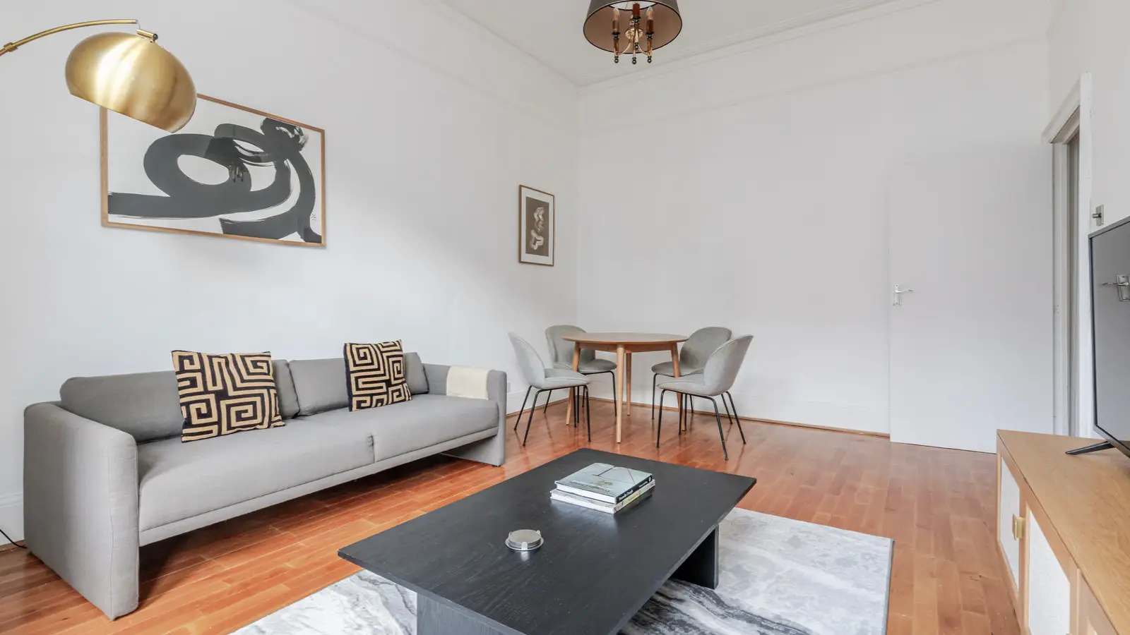 Flat Ossington Street in City of Westminster