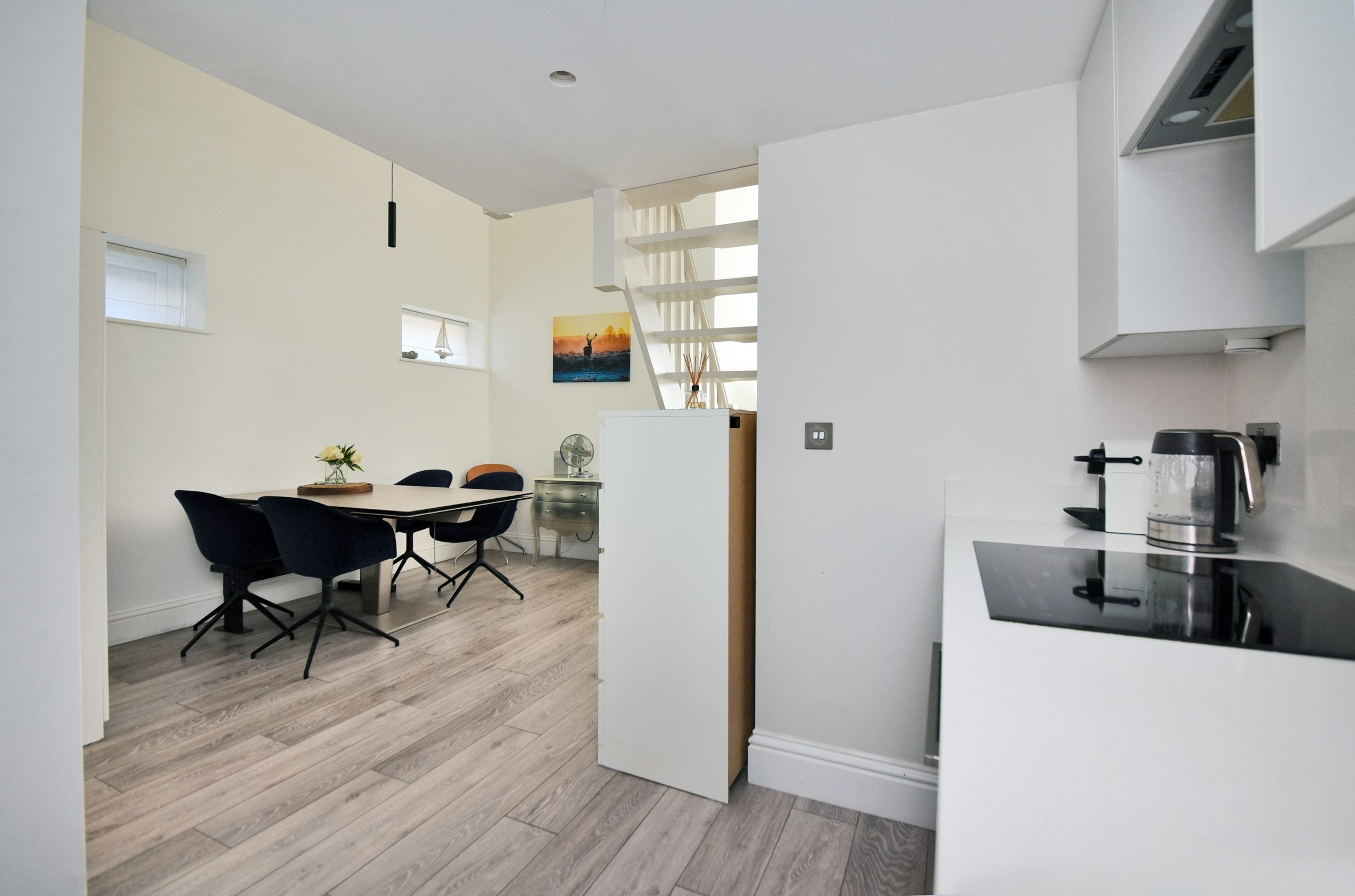 Flat Kent Road in Elmbridge