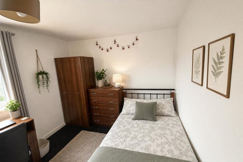 Room Alfreton Road in Nottingham