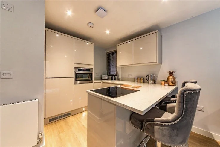 Flat Brookfield Road in Wooburn Green
