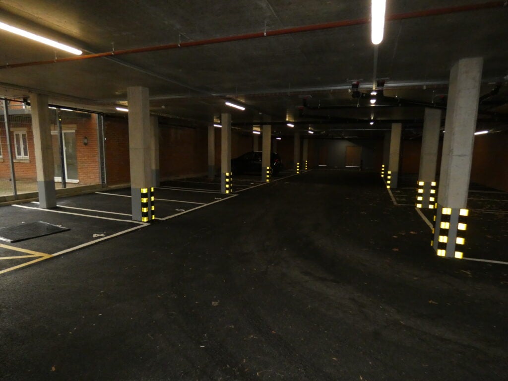 Flat York Road in Rushmoor