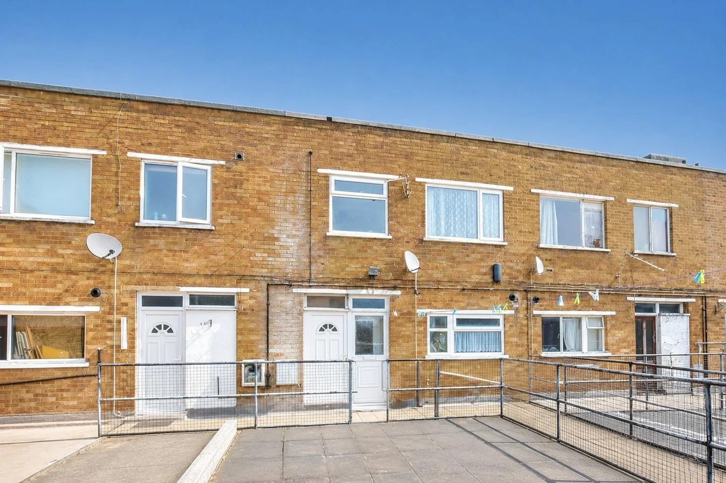 Flat Bellegrove Road in Greater London