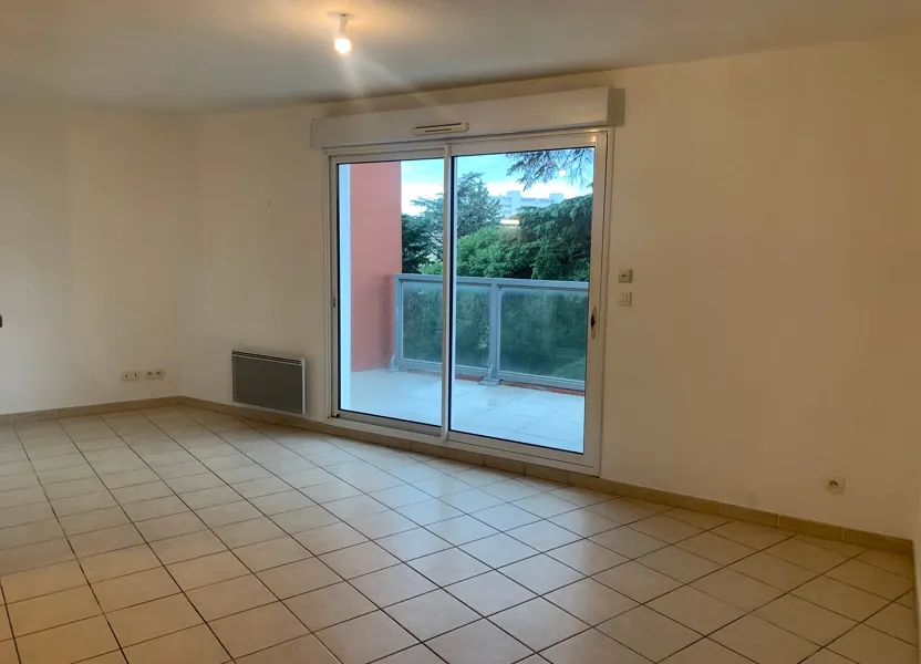 Flat Rue des Cèdres in Nîmes