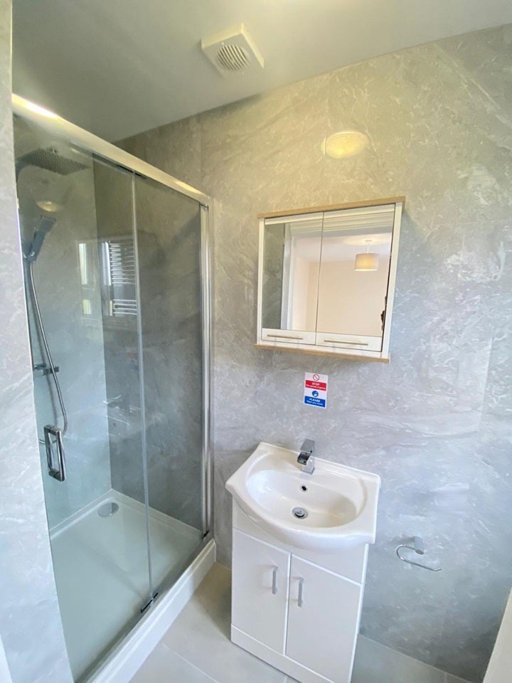 Room Foresters Drive in Greater London