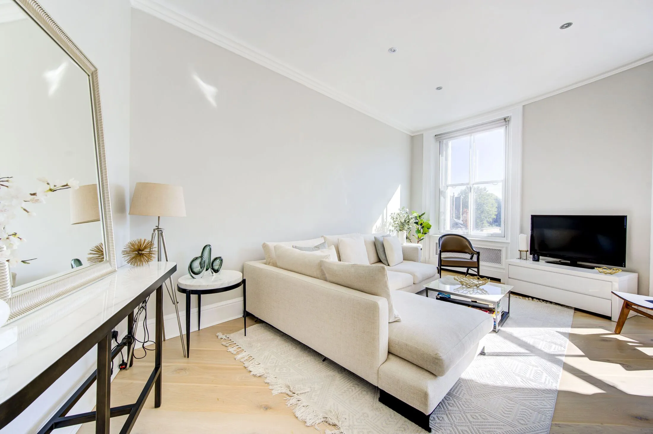 Flat Old Brompton Road in Greater London