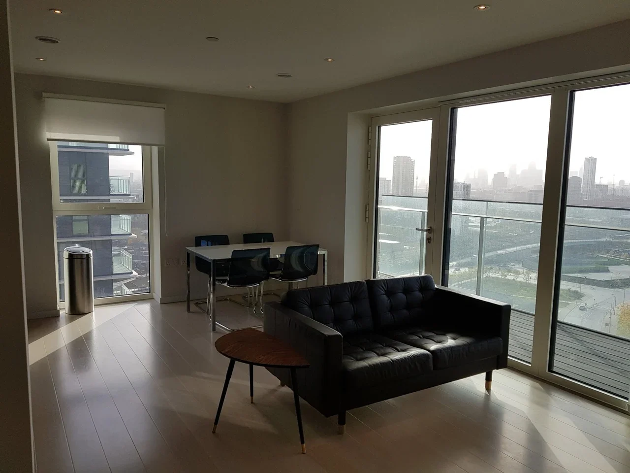 Flat Layard Street in Greater London