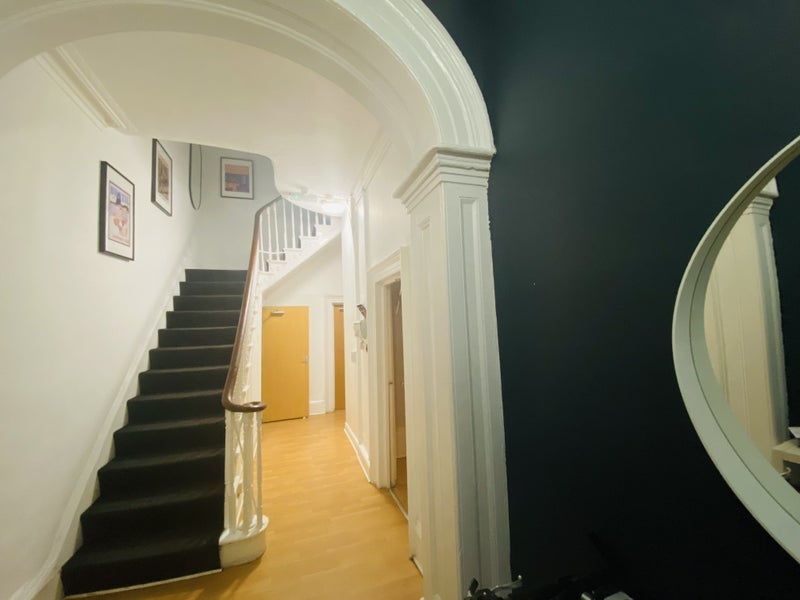 Room Ashgate Road in Sheffield