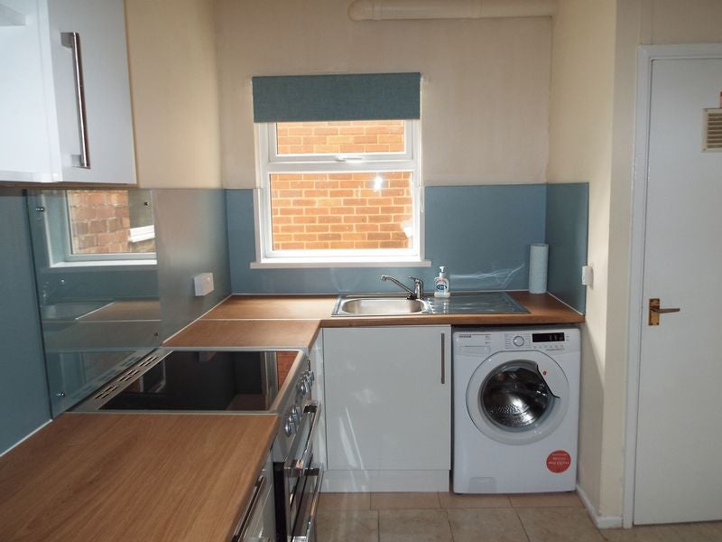 Flat Bournbrook Road in Birmingham