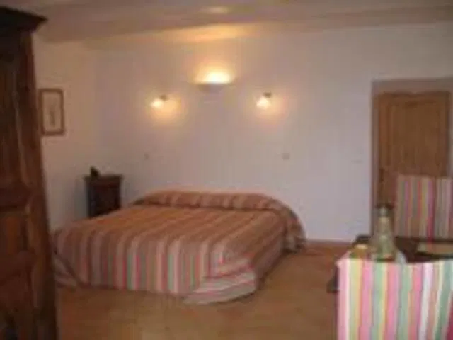 Room Rue de France in Ansouis
