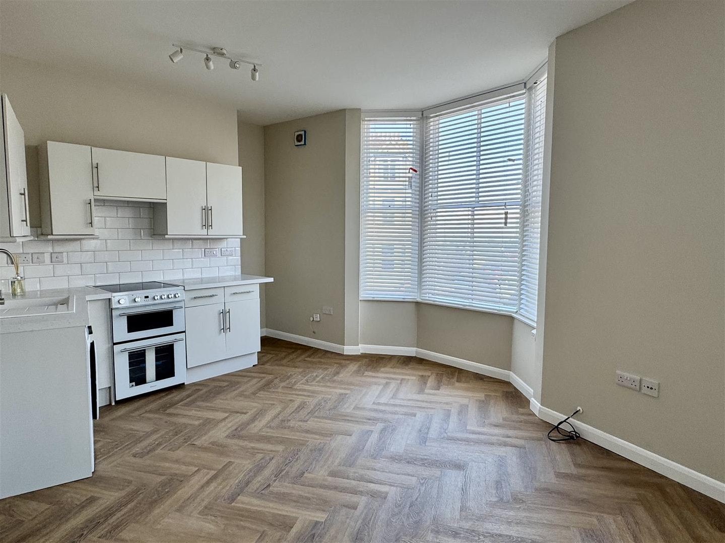 Flat New Queen Street in Scarborough