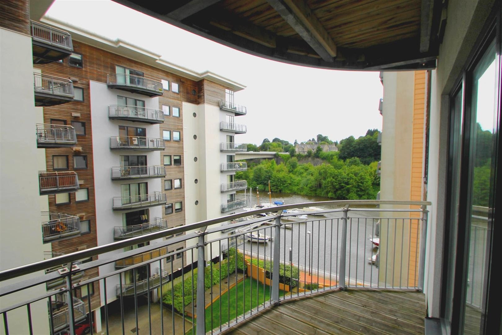 Flat Watkiss Way in Cardiff