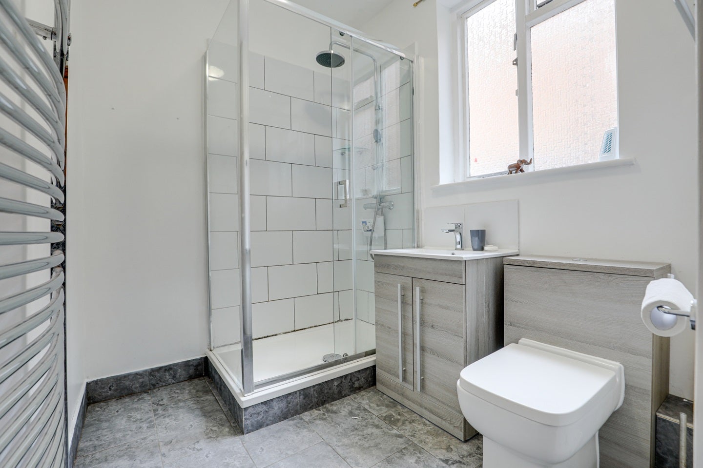 Room Brookhouse Avenue in Leicester