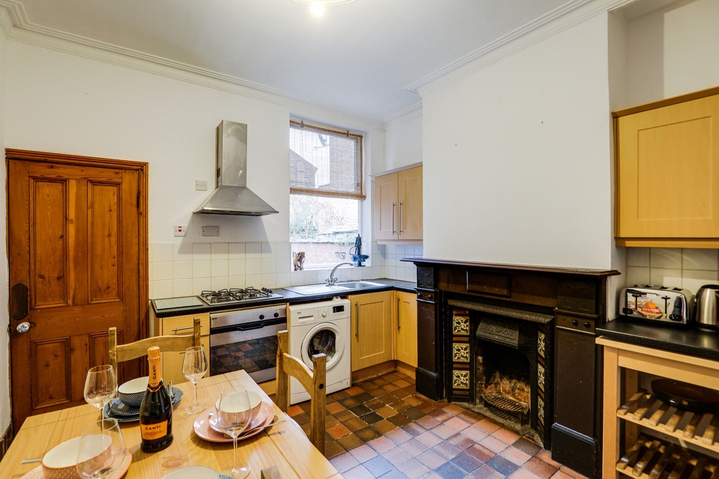 Room Brookhouse Avenue in Leicester