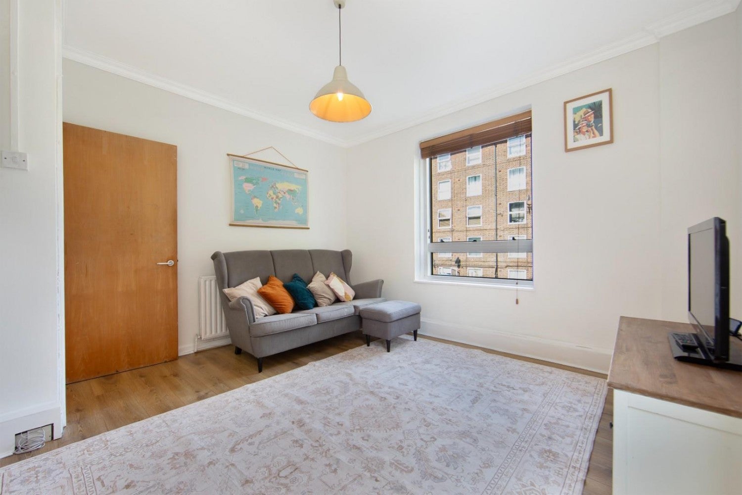Flat Walters Close in Greater London
