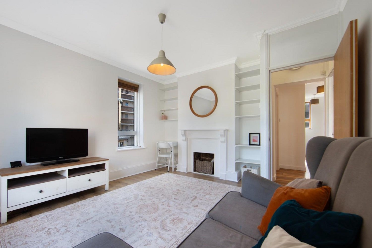 Flat Walters Close in Greater London