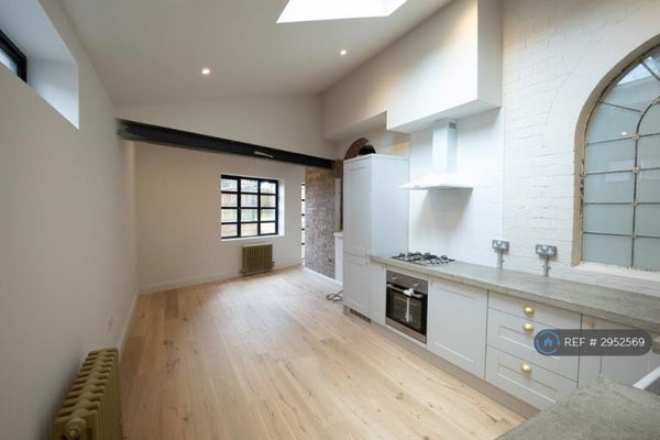 House Silverdale Lane in Tunbridge Wells