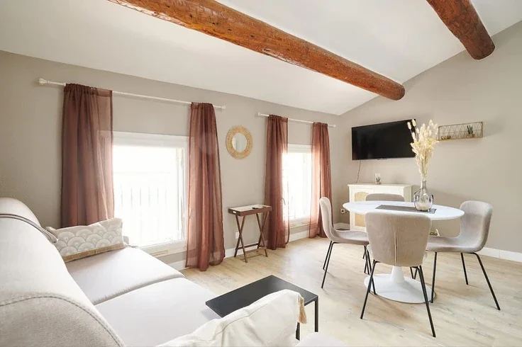 Appartement Place Pierre Semard à Béziers