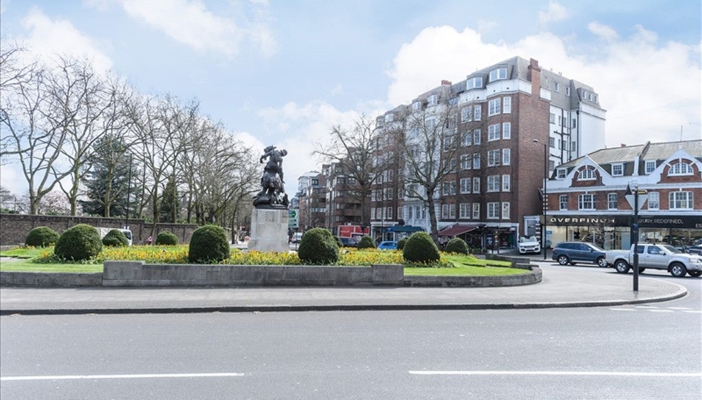 Flat Lodge Road in City of Westminster