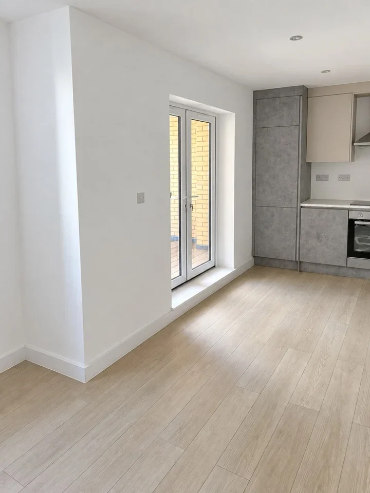 Flat Thornhill Road in Greater London