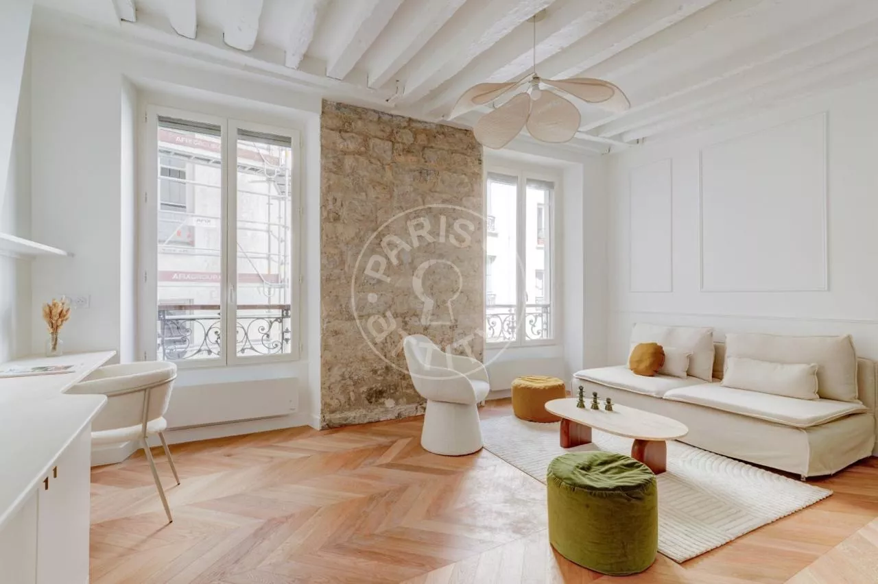 Flat Rue de Picardie in Paris