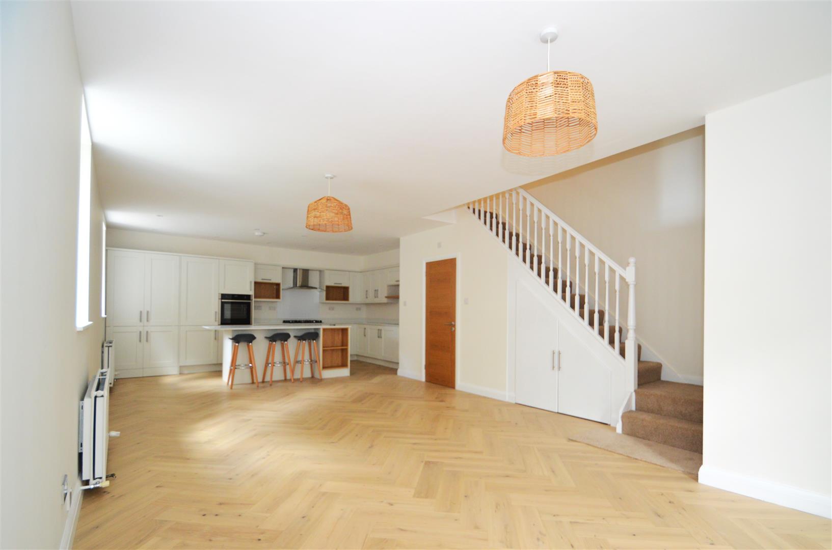 Flat Fairlawn Road in Bristol