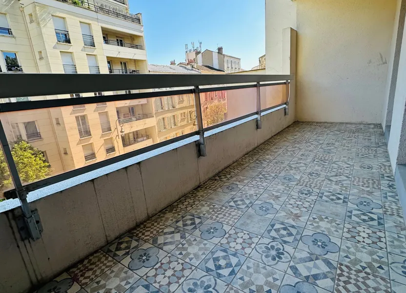 Flat Rue Marius Jacotot in Puteaux