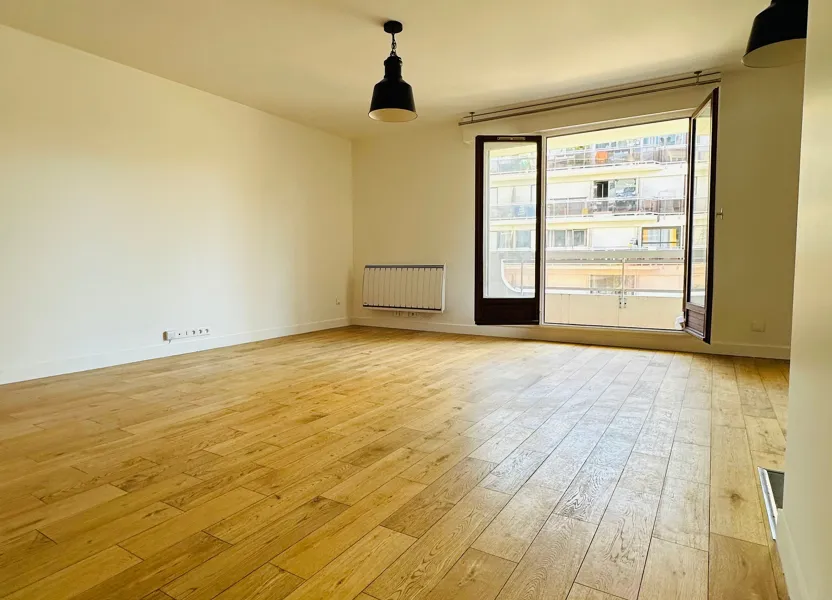 Flat Rue Marius Jacotot in Puteaux