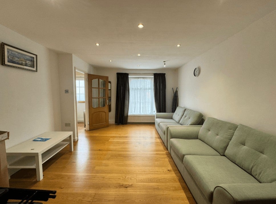 House Bixley Close in Greater London