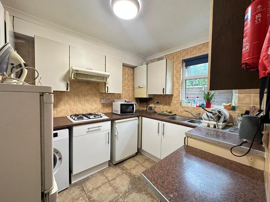 Room Begonia Walk in Greater London