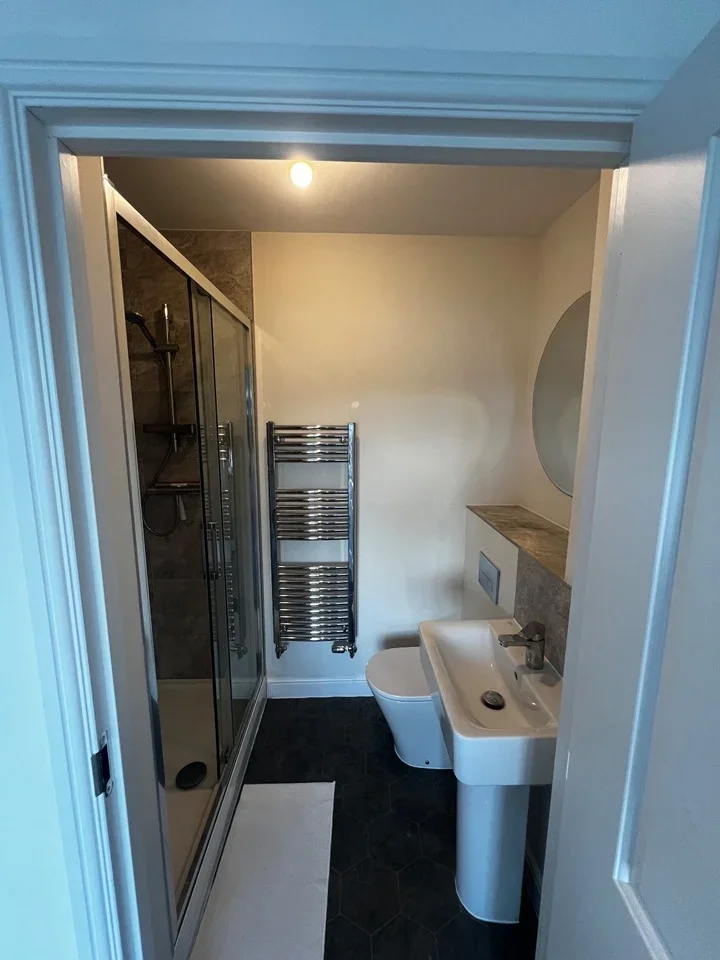 Room Heol Nant Glandulas in Cardiff