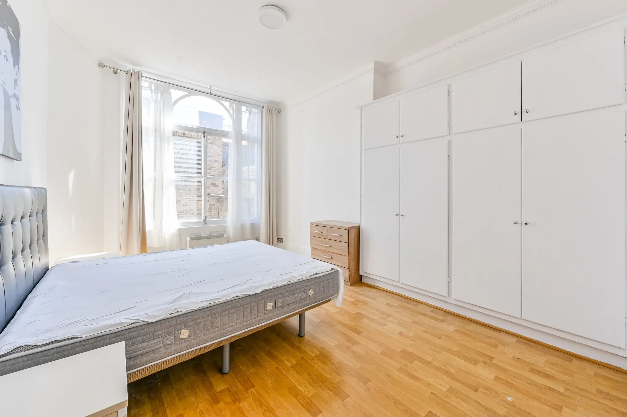 Flat Bulstrode Street in City of Westminster