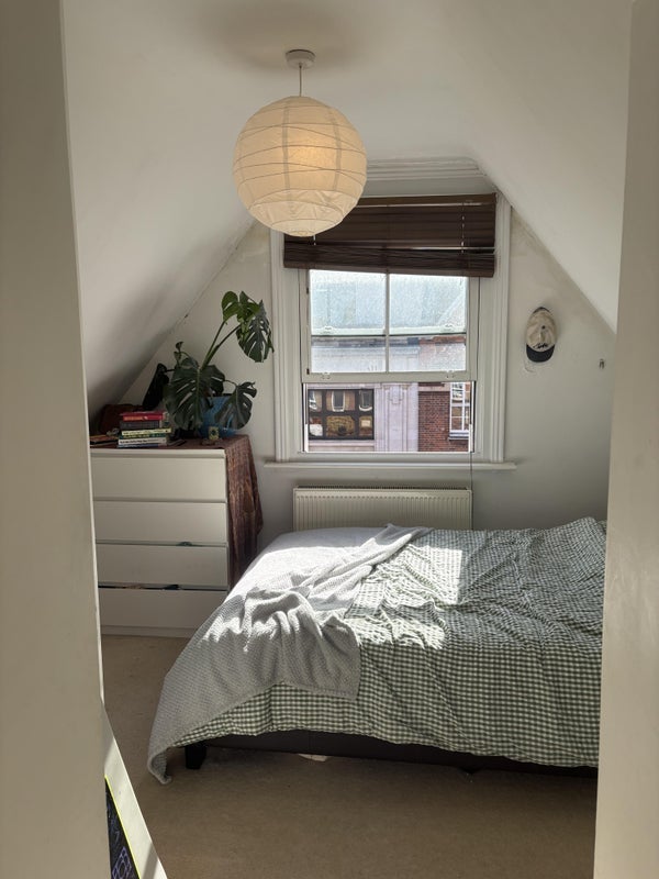 Room Balham High Road in Greater London