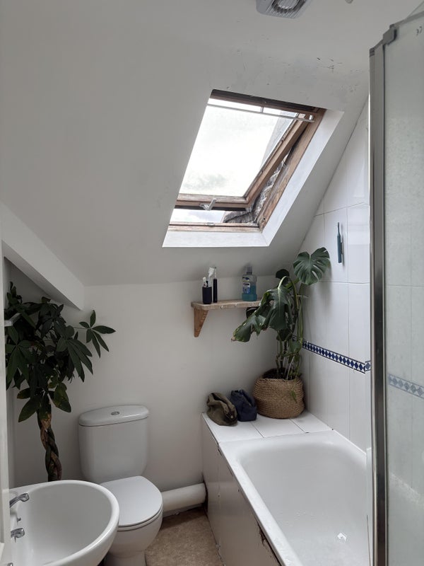 Room Balham High Road in Greater London