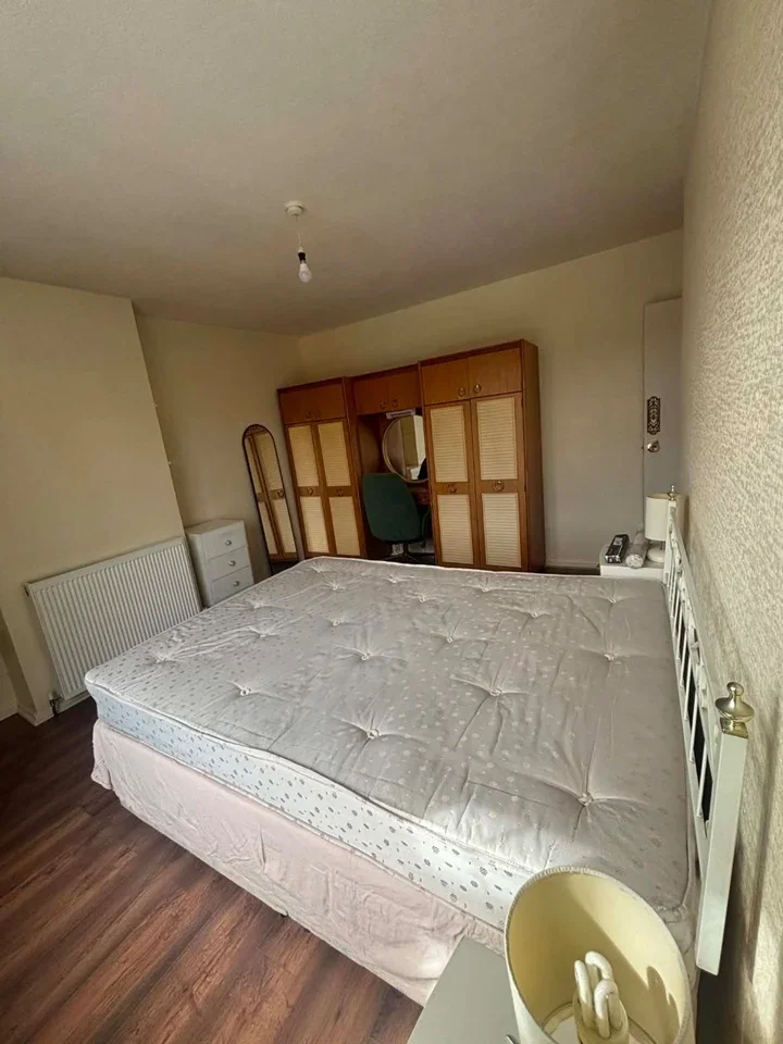 Room Blessbury Road in Greater London
