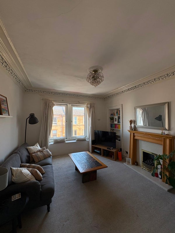 Flat Dalry Road in City of Edinburgh