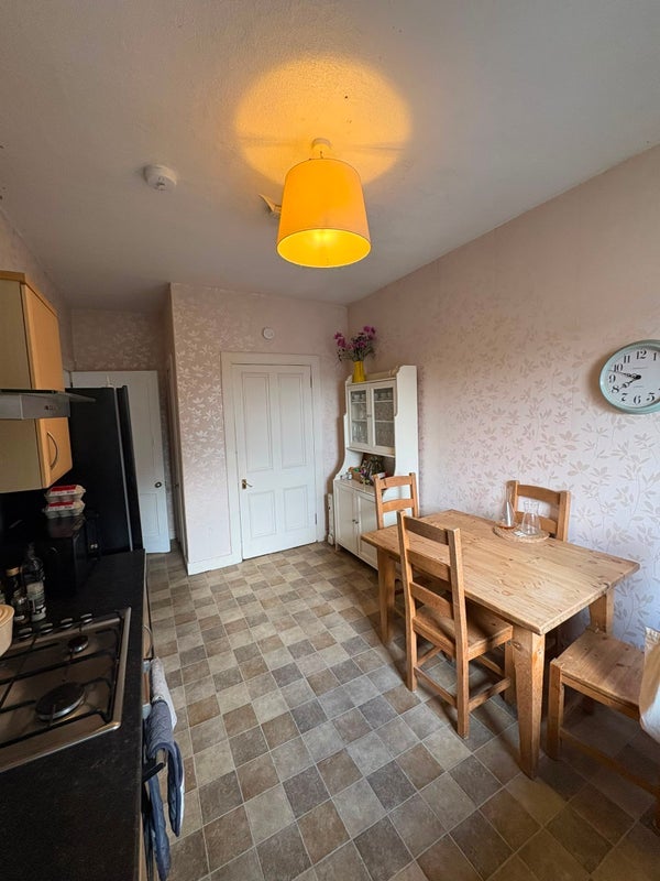 Flat Dalry Road in City of Edinburgh