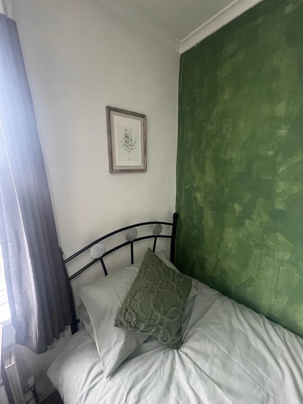 Room Treby Street in Greater London