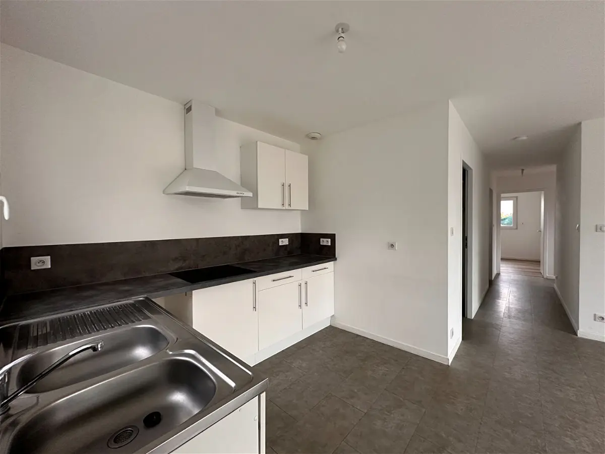 Flat Rue des Digitales in Cholet