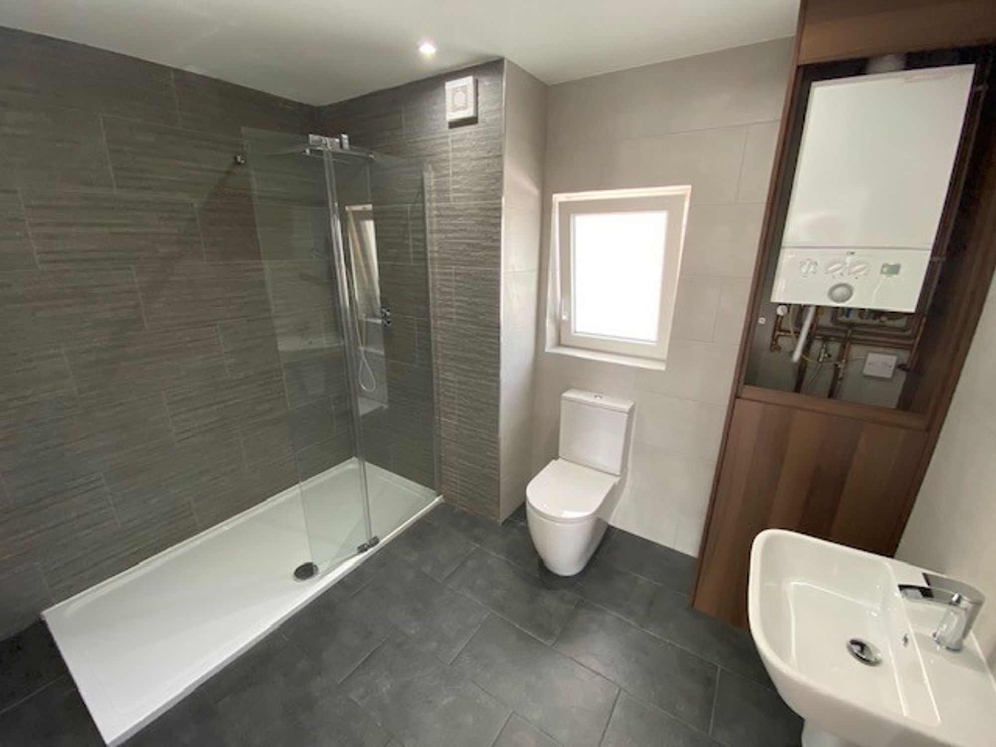 Flat Crwys Place in Cardiff