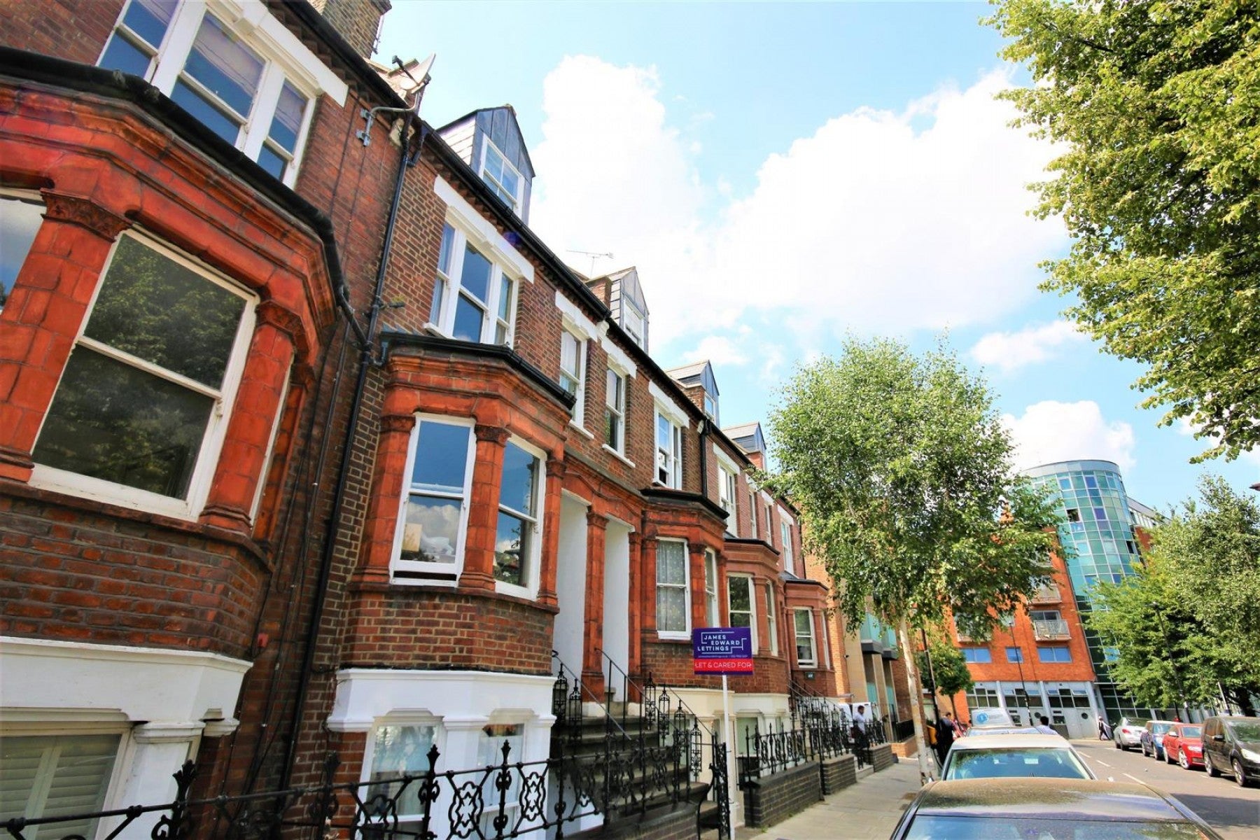 House Horsell Road in Greater London