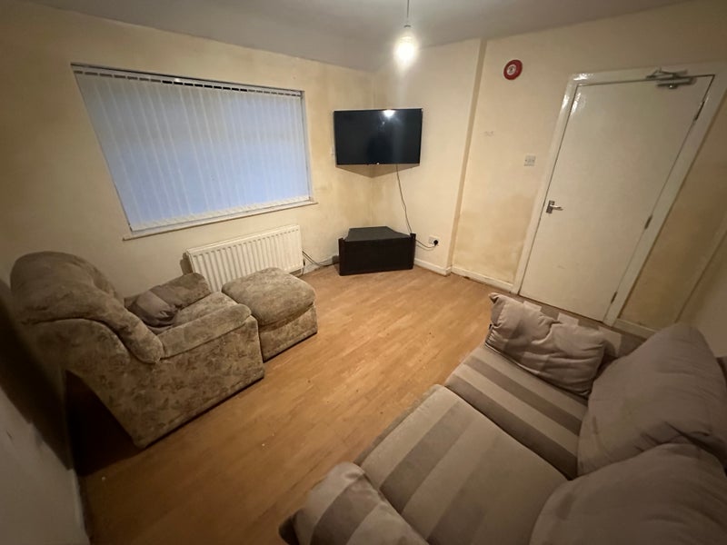 Room Hylton Road in Sunderland