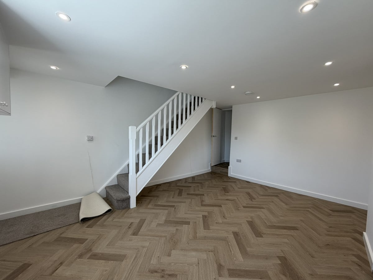 House Bryn Tirion in Bethesda