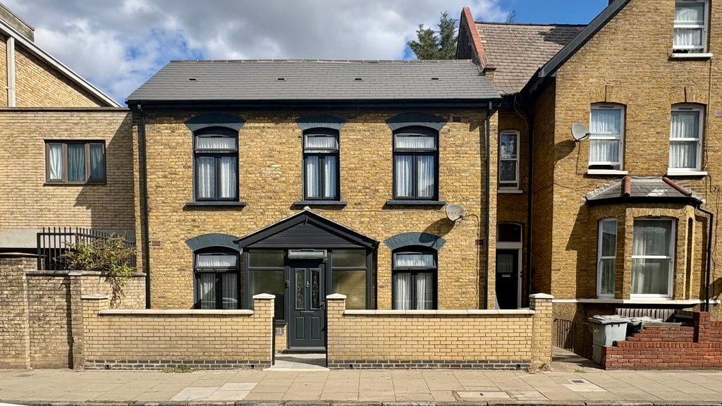 House Plashet Road in Greater London