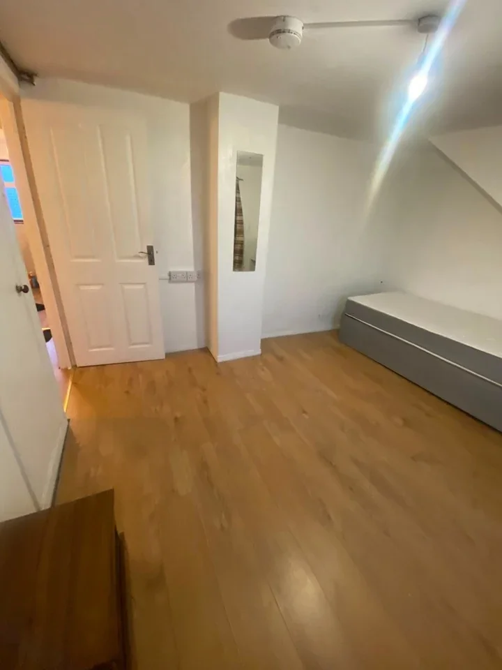 Room Ensign Way in Borough of Spelthorne