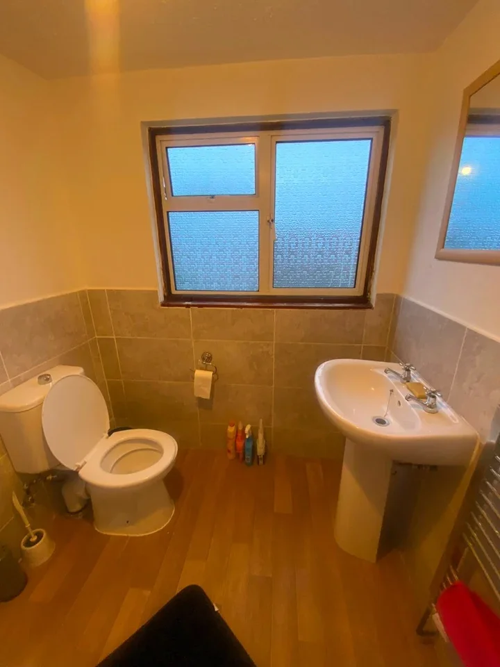 Room Ensign Way in Borough of Spelthorne