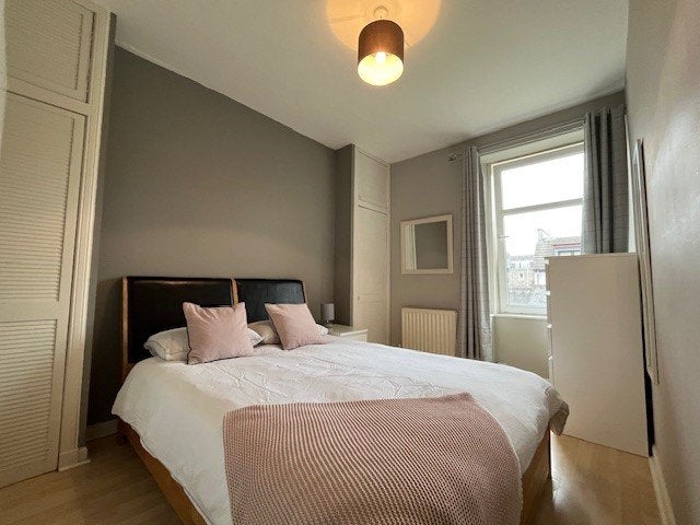 Flat Nellfield Place in Aberdeen City