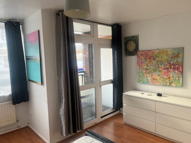 Room Tildesley Road in Greater London