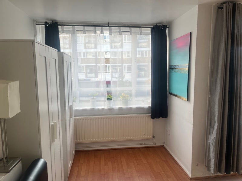 Room Tildesley Road in Greater London