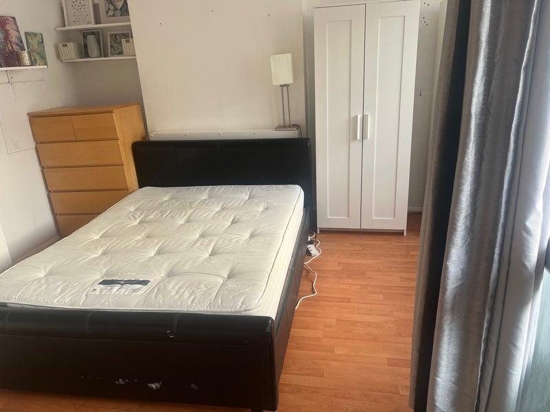 Room Tildesley Road in Greater London